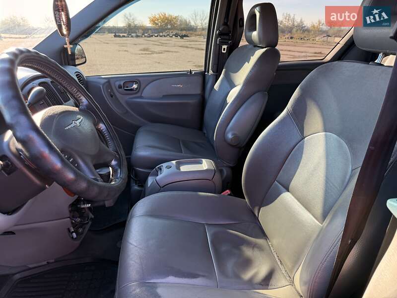 Фото Chrysler Grand Voyager з оголошення AUTO.RIA