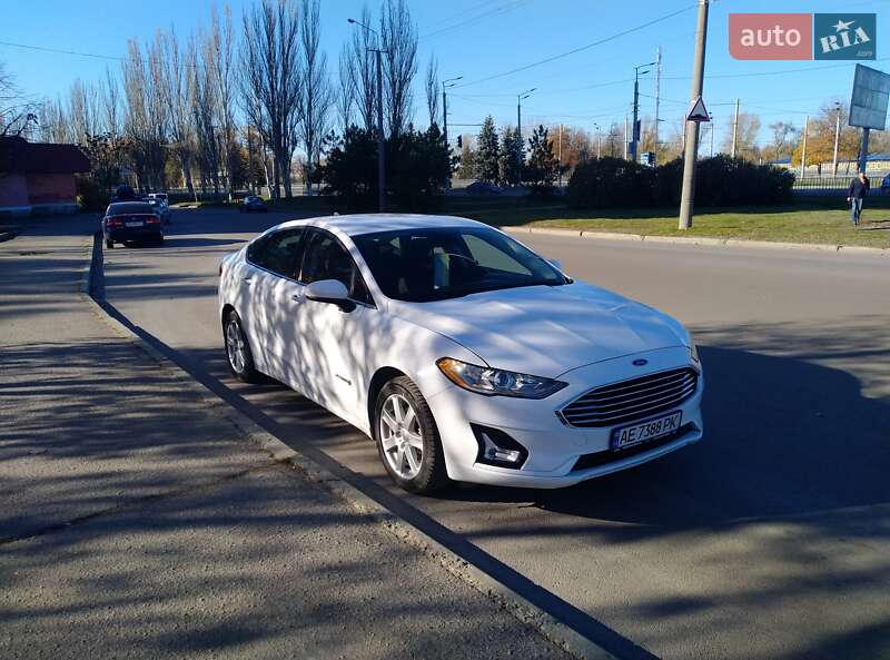 Фото Ford Fusion з оголошення AUTO.RIA