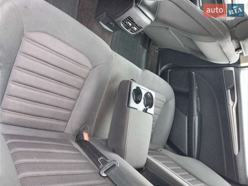 Фото Ford Fusion з оголошення AUTO.RIA