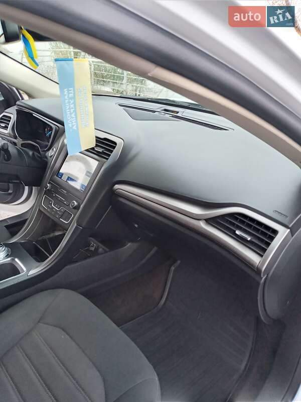Фото Ford Fusion з оголошення AUTO.RIA