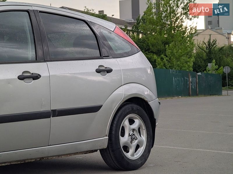Фото Ford Focus з оголошення AUTO.RIA