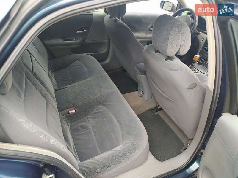 Фото Renault Laguna з оголошення AUTO.RIA