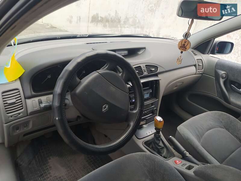 Фото Renault Laguna з оголошення AUTO.RIA