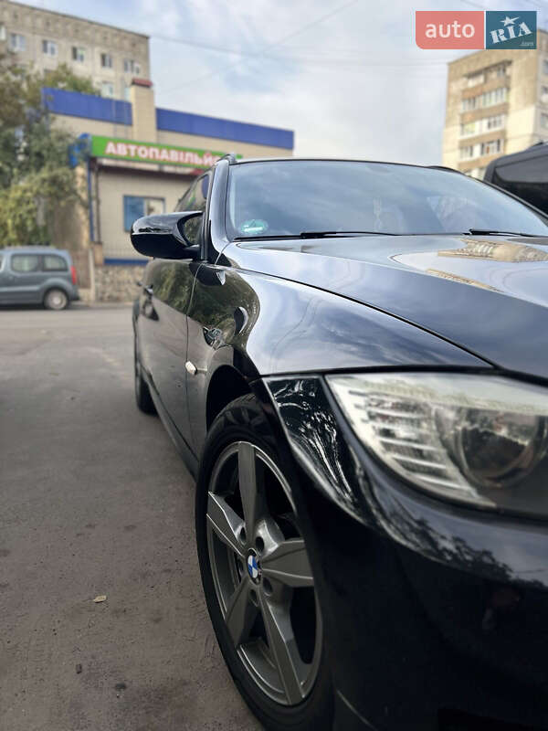 Фото BMW 3 Series з оголошення AUTO.RIA