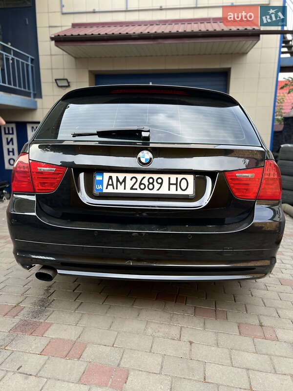 Фото BMW 3 Series з оголошення AUTO.RIA