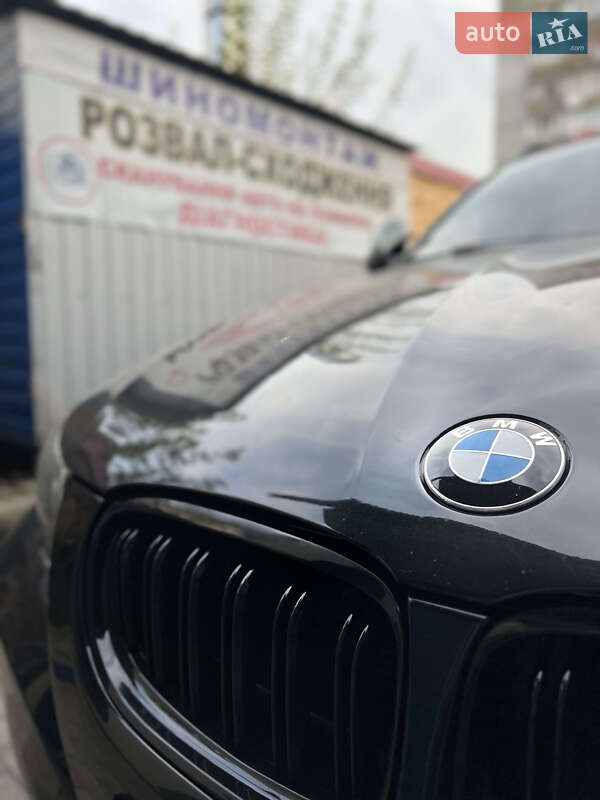 Фото BMW 3 Series з оголошення AUTO.RIA
