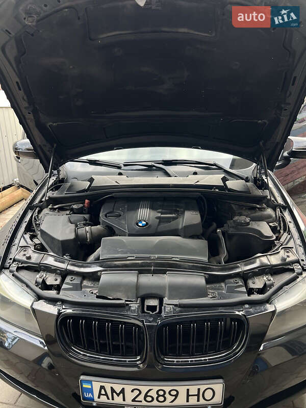 Фото BMW 3 Series з оголошення AUTO.RIA