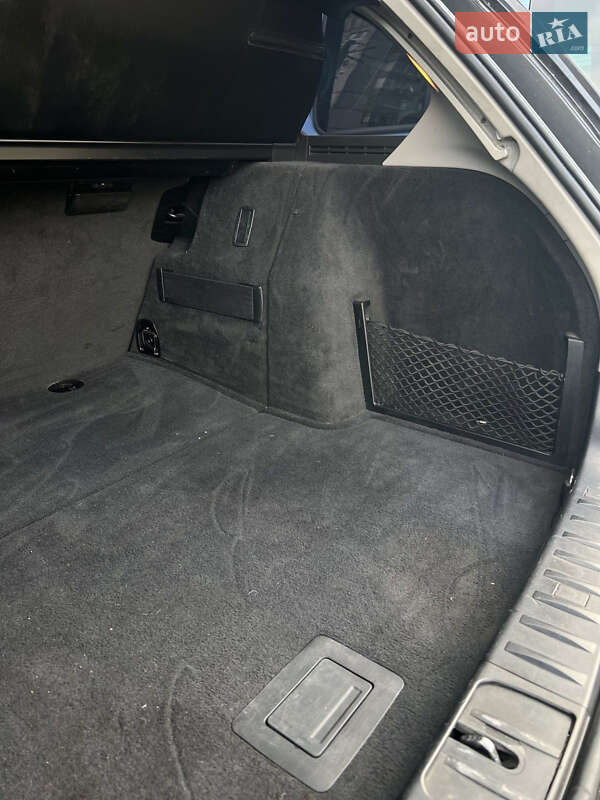 Фото BMW 3 Series з оголошення AUTO.RIA