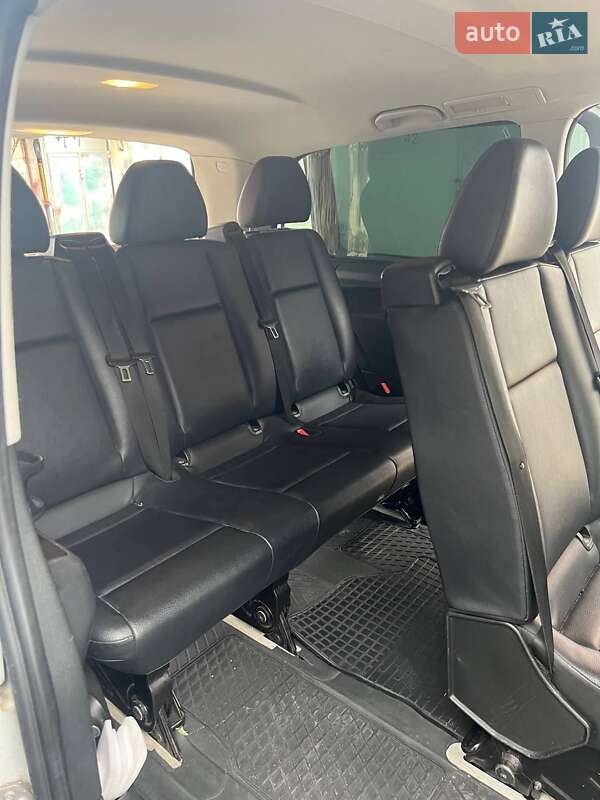 Фото Mercedes-Benz Metris з оголошення AUTO.RIA