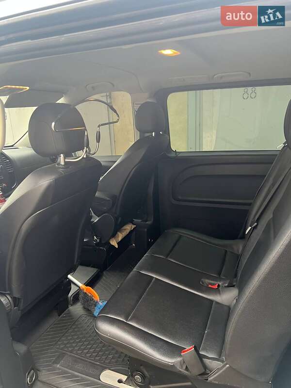 Фото Mercedes-Benz Metris з оголошення AUTO.RIA
