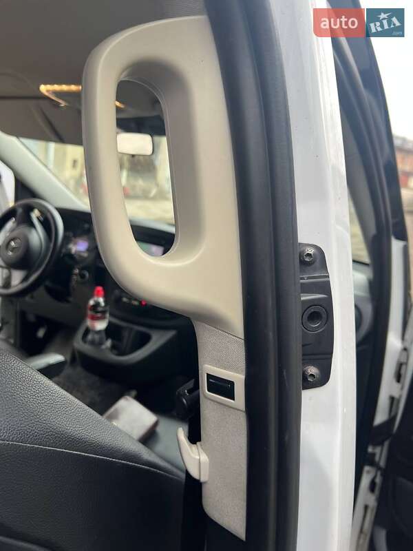 Фото Mercedes-Benz Metris з оголошення AUTO.RIA
