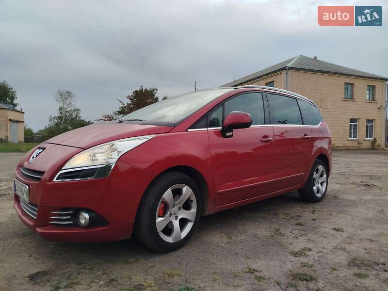 Фото Peugeot 5008 з оголошення AUTO.RIA