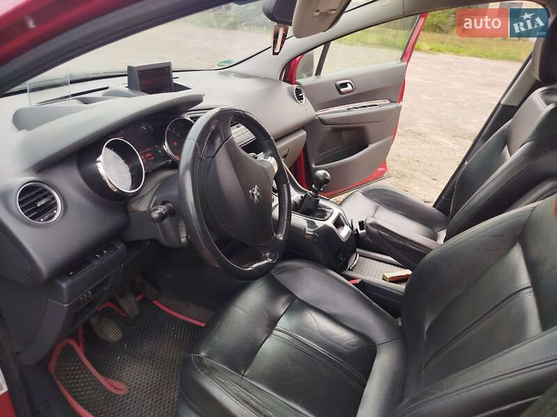 Фото Peugeot 5008 з оголошення AUTO.RIA