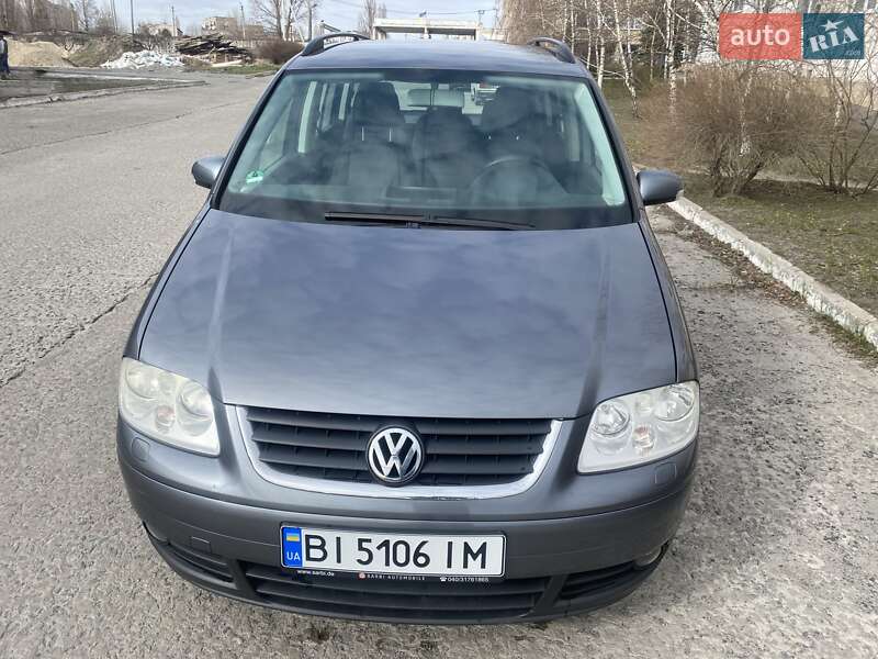 Фото Volkswagen Touran з оголошення AUTO.RIA