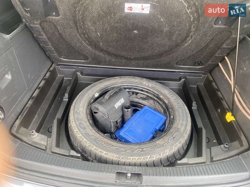 Фото Volkswagen Touran з оголошення AUTO.RIA