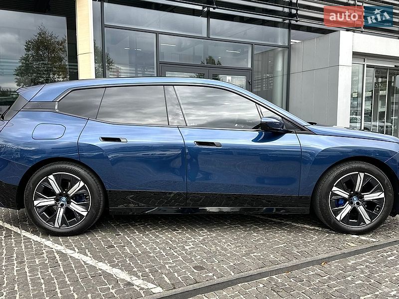 Фото BMW iX з оголошення AUTO.RIA