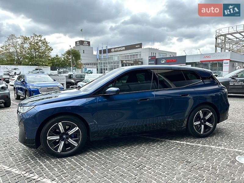 Фото BMW iX з оголошення AUTO.RIA