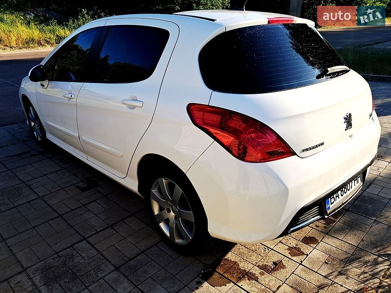 Фото Peugeot 308 з оголошення AUTO.RIA