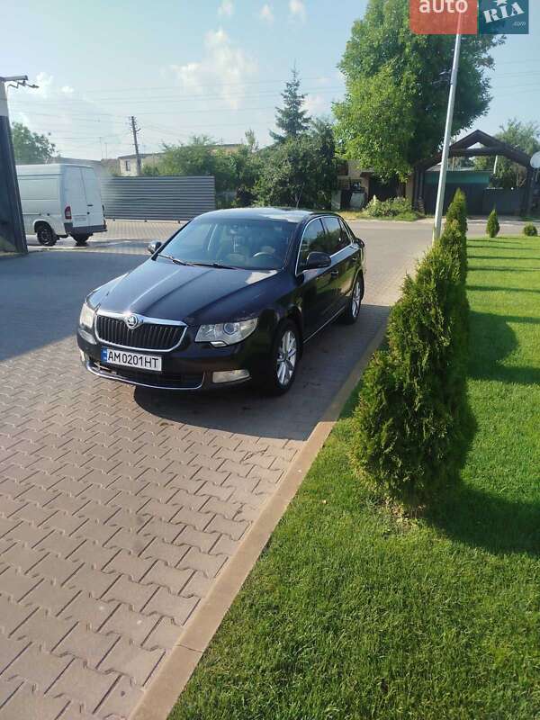 Фото Skoda Superb з оголошення AUTO.RIA