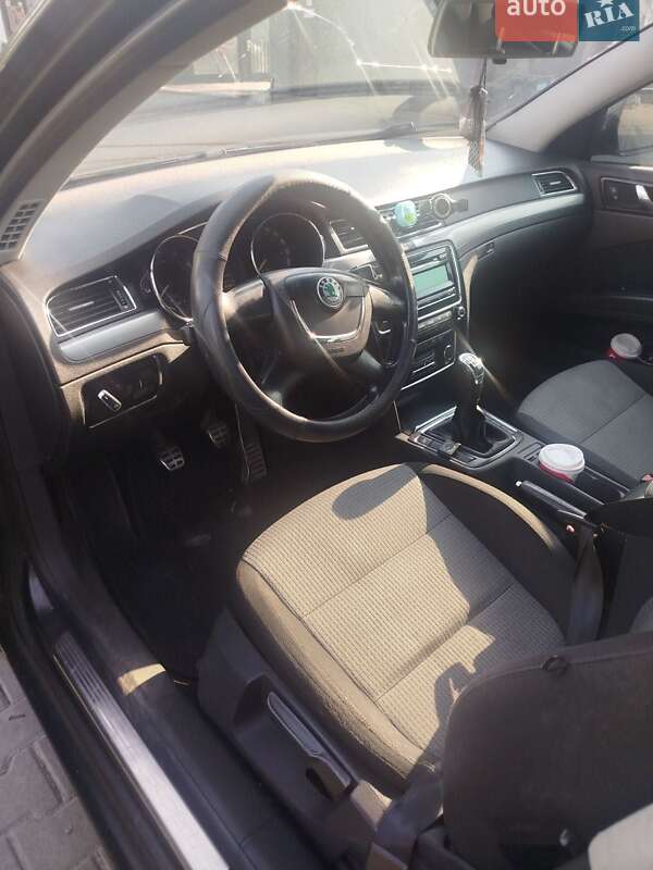 Фото Skoda Superb з оголошення AUTO.RIA