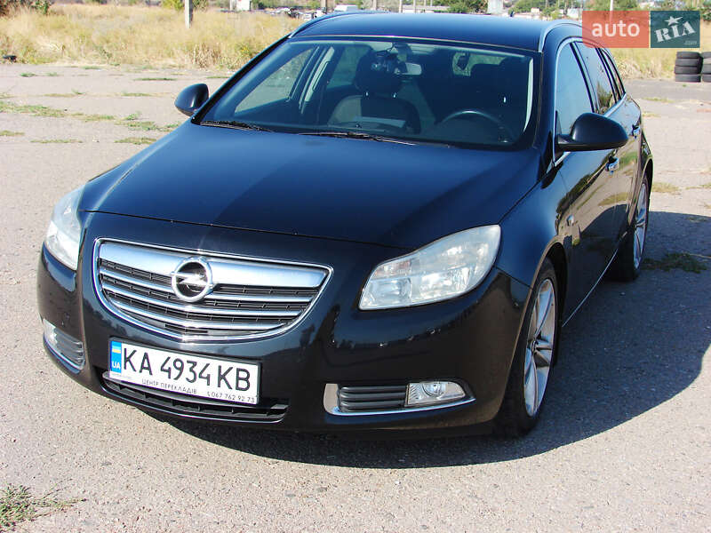 Фото Opel Insignia з оголошення AUTO.RIA