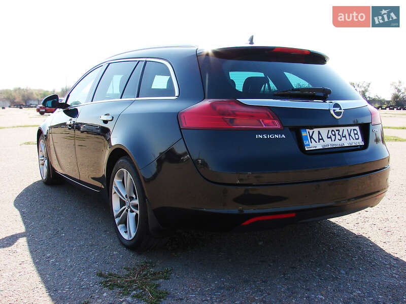 Фото Opel Insignia з оголошення AUTO.RIA