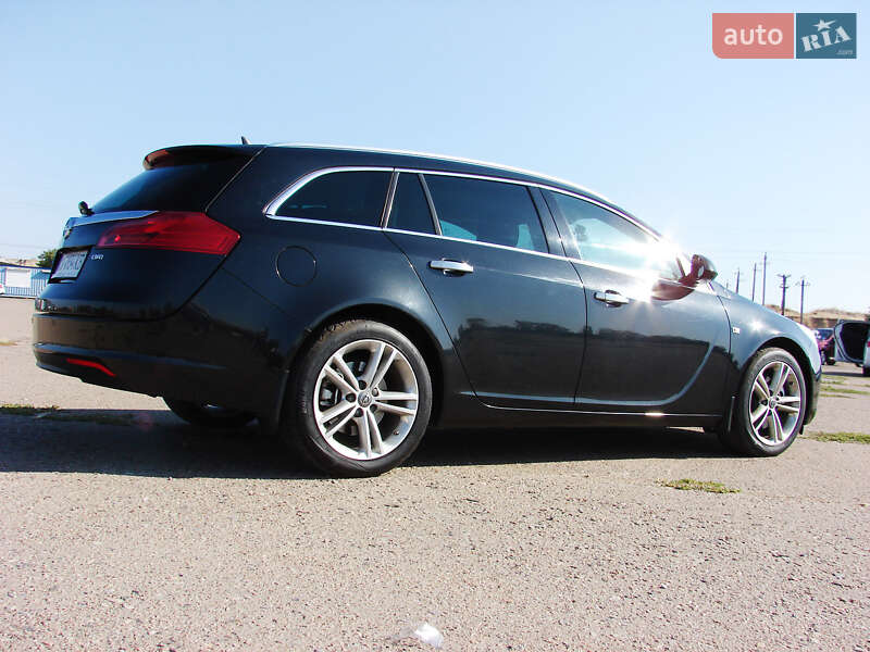 Фото Opel Insignia з оголошення AUTO.RIA