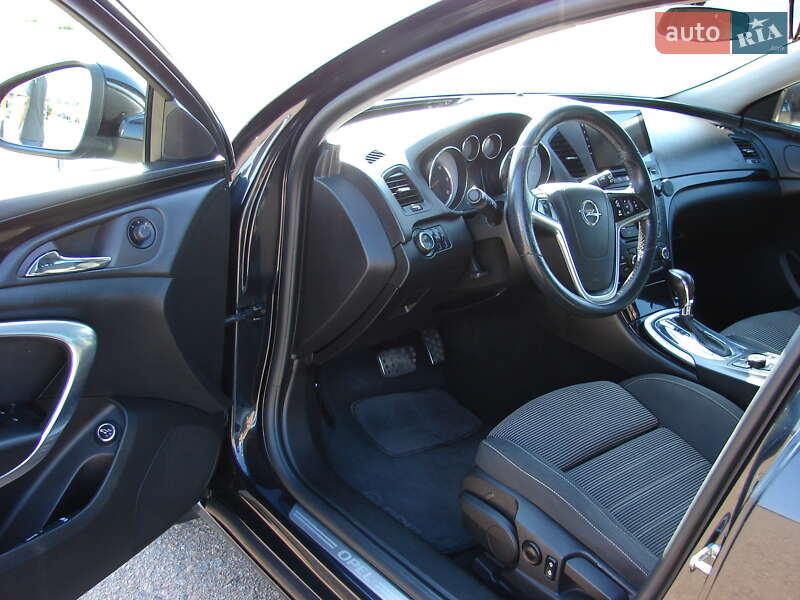 Фото Opel Insignia з оголошення AUTO.RIA