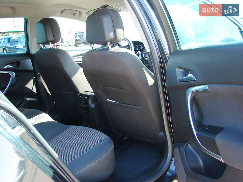 Фото Opel Insignia з оголошення AUTO.RIA