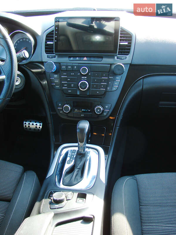 Фото Opel Insignia з оголошення AUTO.RIA