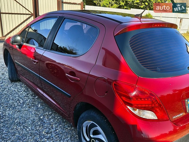 Фото Peugeot 207 з оголошення AUTO.RIA