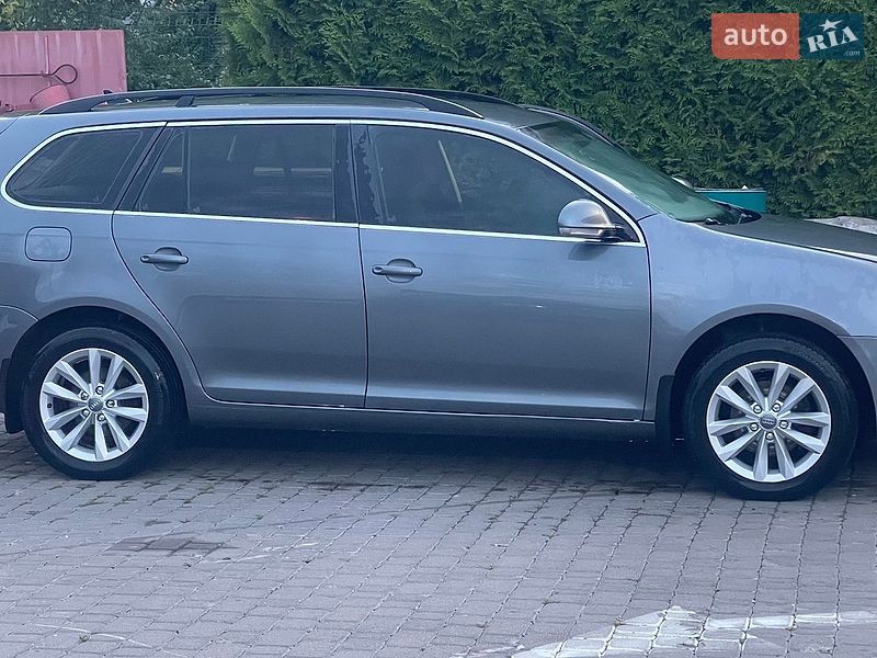 Фото Volkswagen Golf з оголошення AUTO.RIA