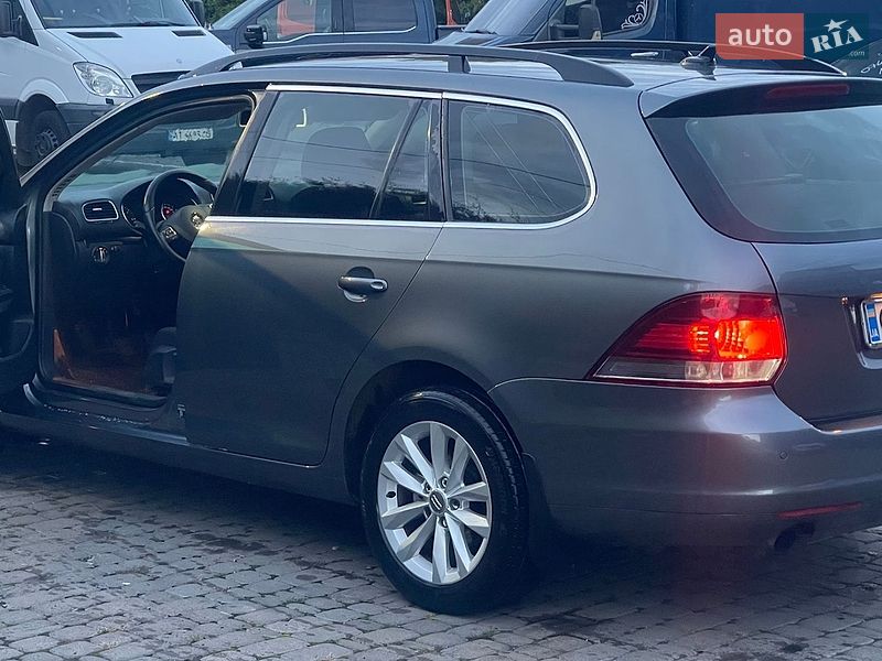 Фото Volkswagen Golf з оголошення AUTO.RIA