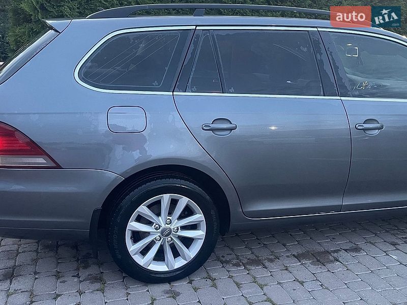 Фото Volkswagen Golf з оголошення AUTO.RIA