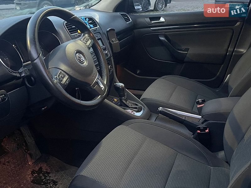 Фото Volkswagen Golf з оголошення AUTO.RIA