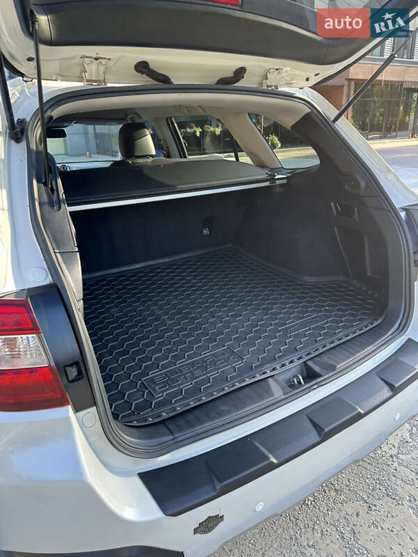 Фото Subaru Outback з оголошення AUTO.RIA