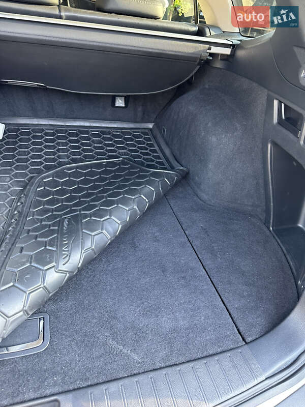 Фото Subaru Outback з оголошення AUTO.RIA