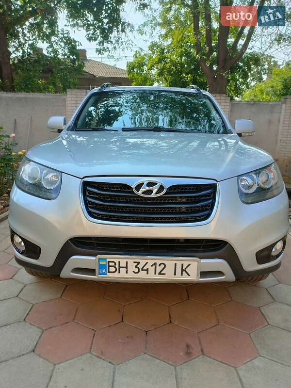 Фото Hyundai Santa FE з оголошення AUTO.RIA