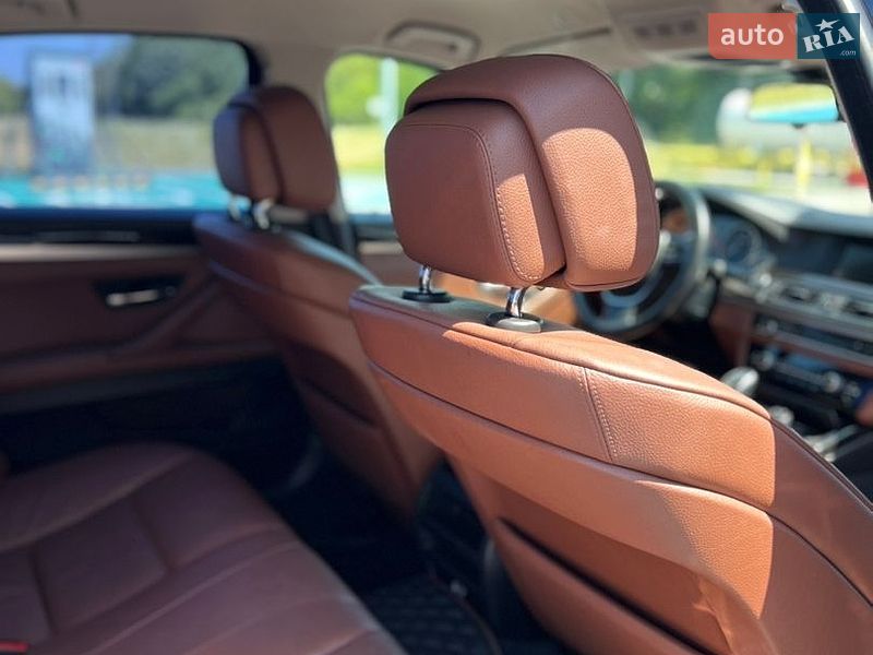 Фото BMW 5 Series з оголошення AUTO.RIA