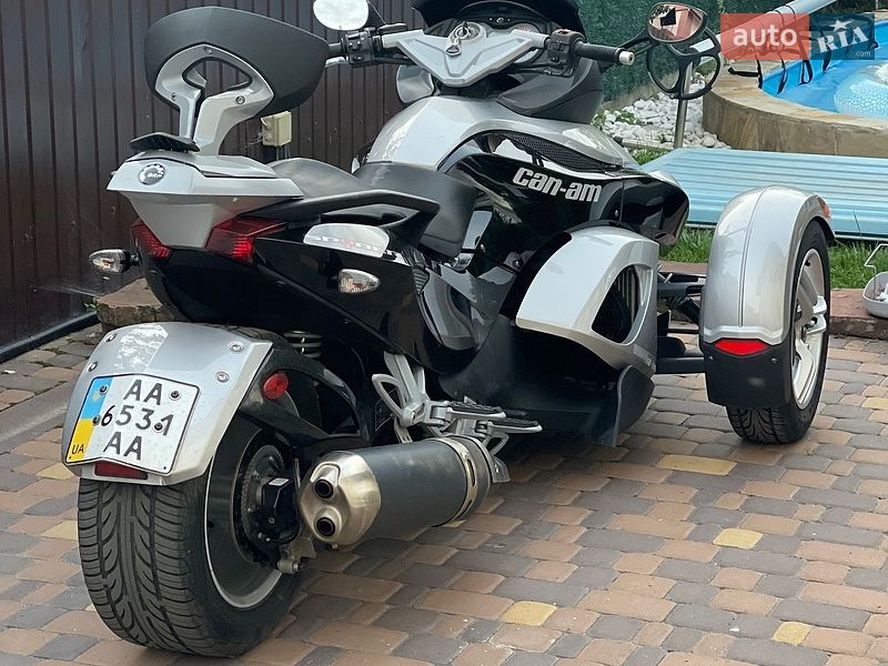 Фото BRP Spyder з оголошення AUTO.RIA