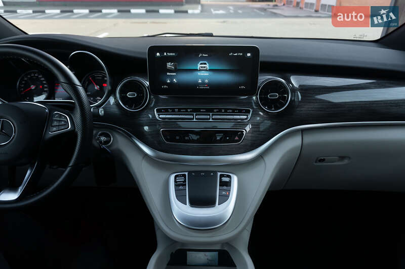 Фото Mercedes-Benz EQV з оголошення AUTO.RIA