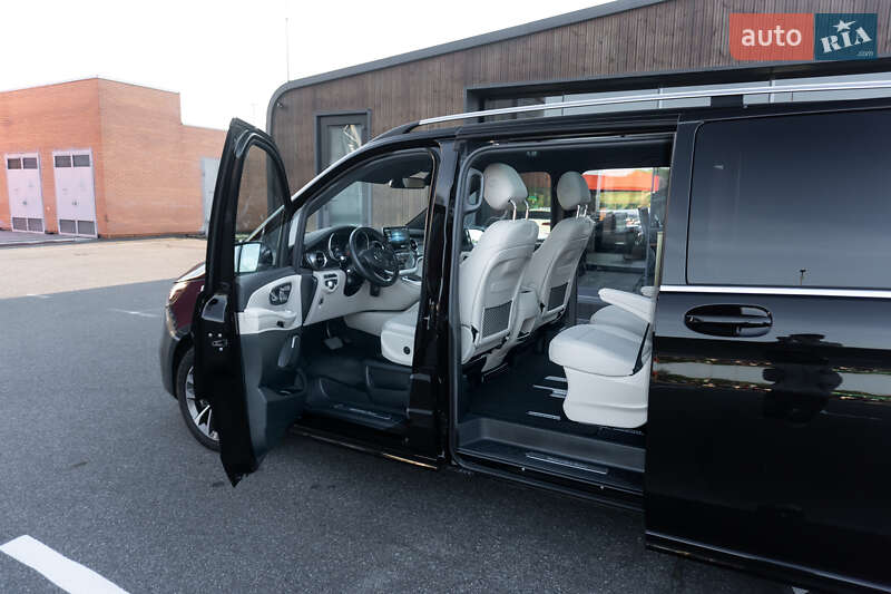 Фото Mercedes-Benz EQV з оголошення AUTO.RIA