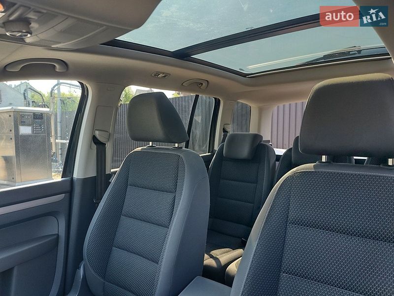Фото Volkswagen Touran з оголошення AUTO.RIA