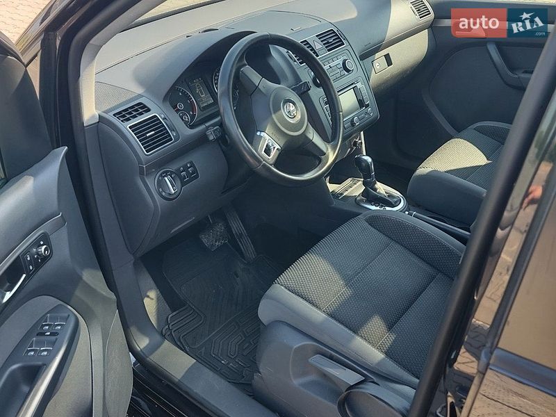 Фото Volkswagen Touran з оголошення AUTO.RIA