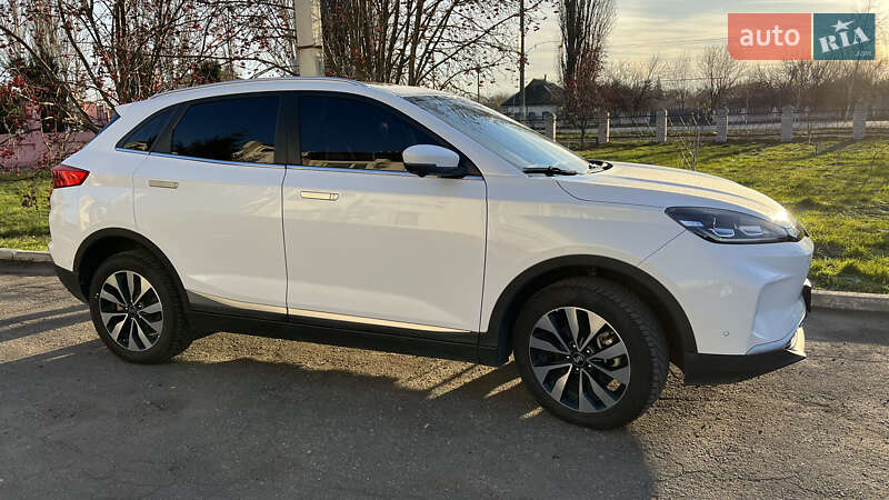 Фото Weltmeister EX5 з оголошення AUTO.RIA