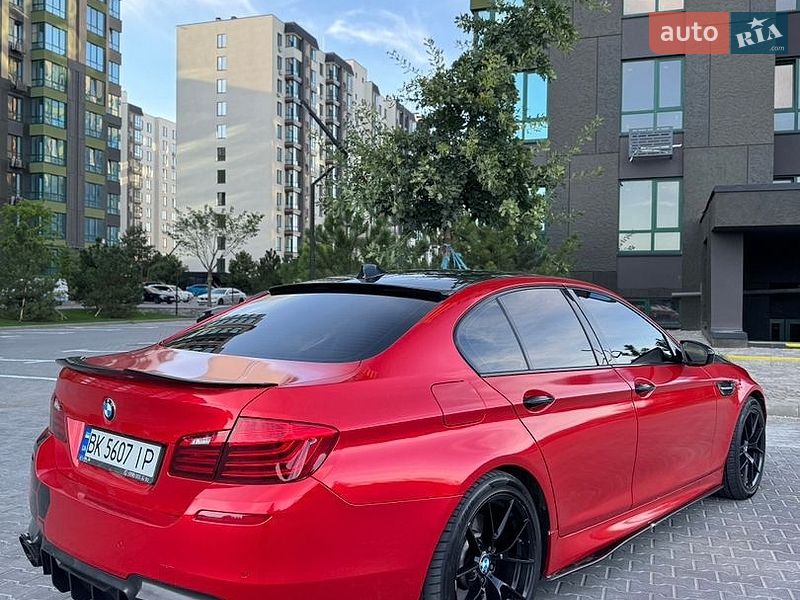 Фото BMW 5 Series з оголошення AUTO.RIA