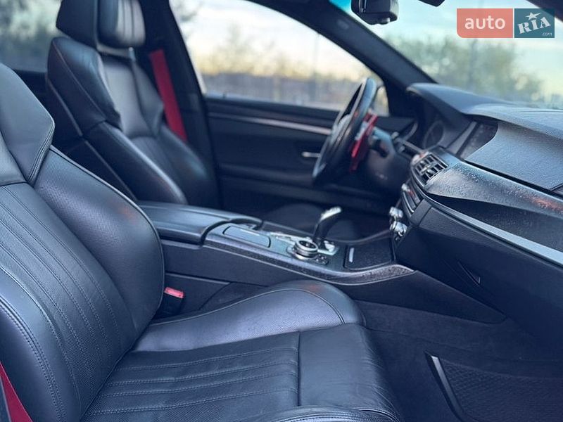 Фото BMW 5 Series з оголошення AUTO.RIA