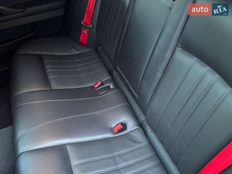 Фото BMW 5 Series з оголошення AUTO.RIA