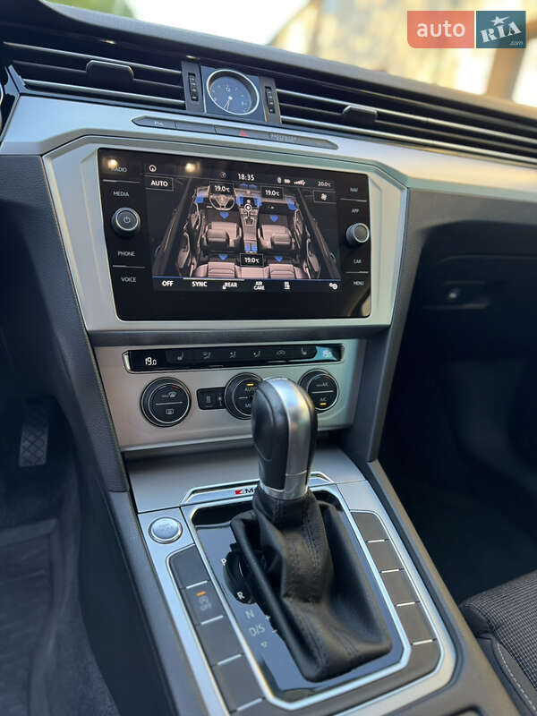 Фото Volkswagen Passat з оголошення AUTO.RIA