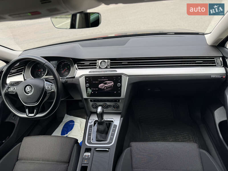 Фото Volkswagen Passat з оголошення AUTO.RIA